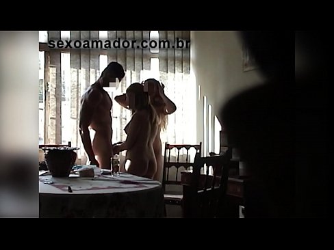 ❤️ Zanmi sèks envite yon nonm jeyan ak yon triyo avè l ' ☑ Bèl pònografi nan pònografi ht.ttsex.ru ❌️❤